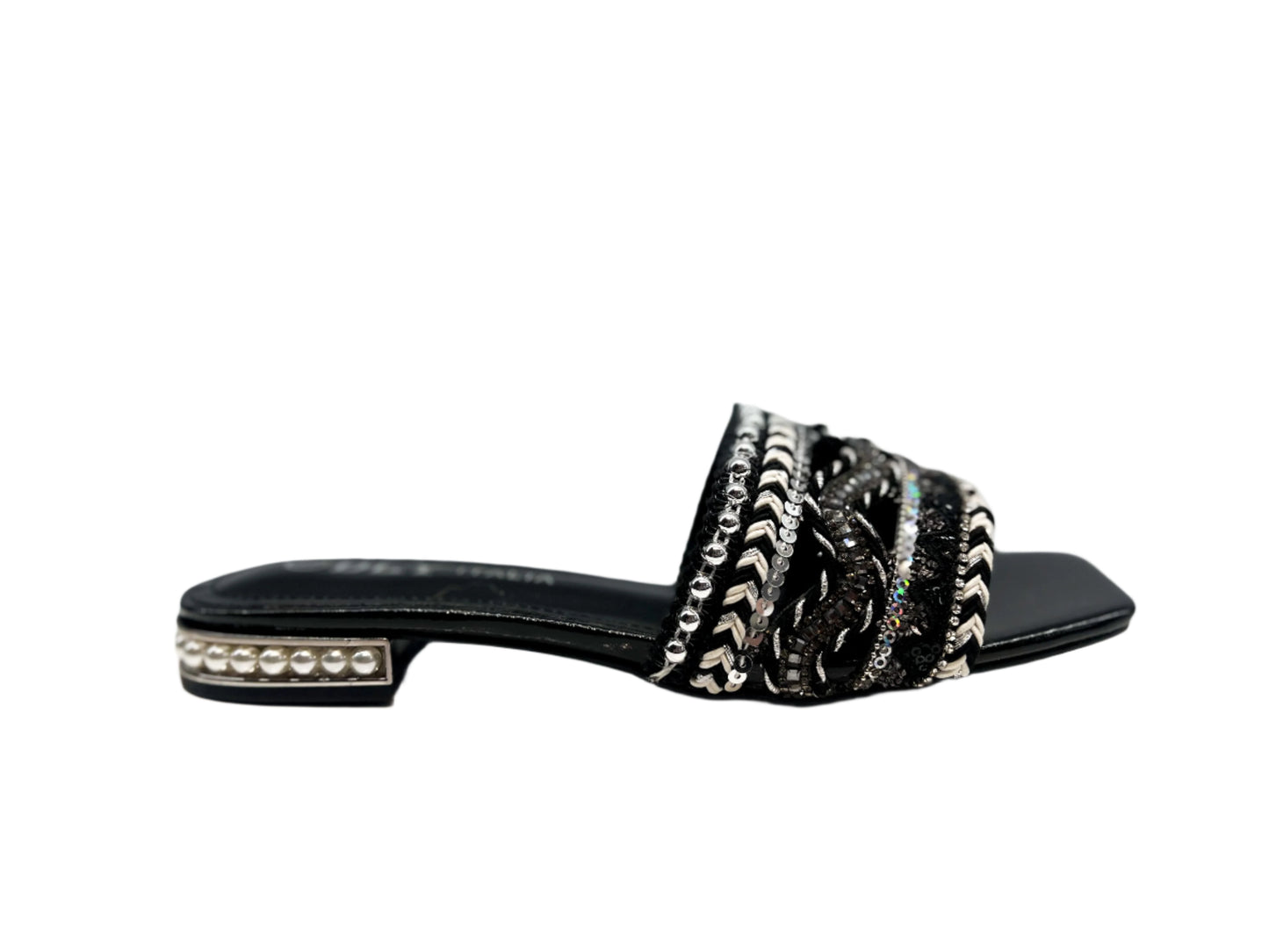 DLY Slippers - CA2409