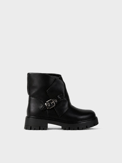 Stivaletto Biker con Fibbia - GA2615 - nero PU (vista laterale)