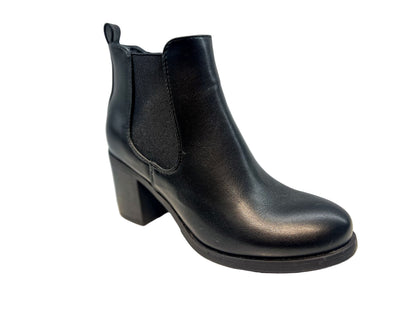 Stivaletto slip-on a tacco - GA2328