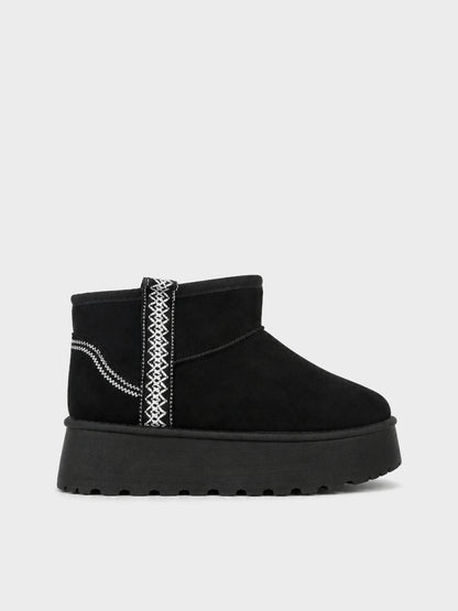 Stivaletto Pelo Platform Ricamato - UG2604 - nero (vista laterale)